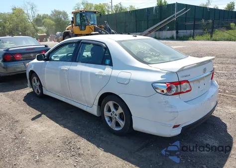 2012 Toyota Corolla S из США, поврежденный, VIN 2T1BU4EE6CC815287